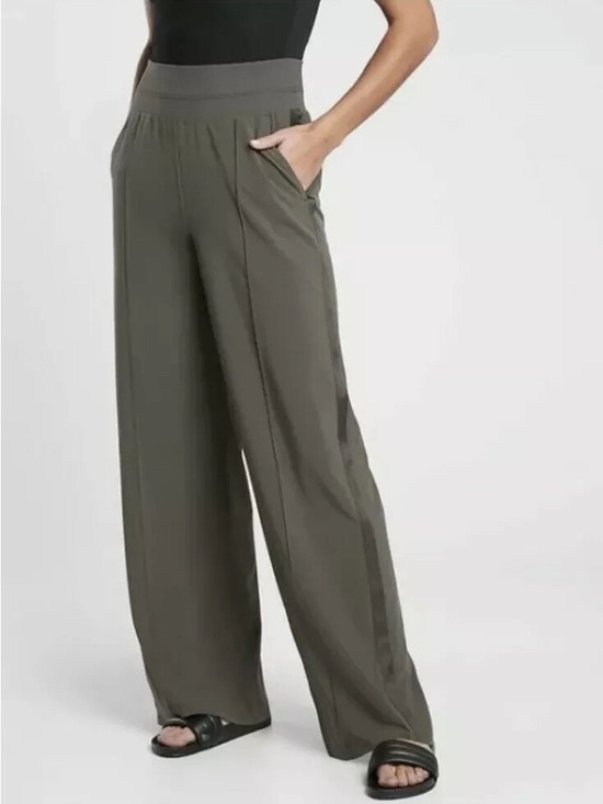 Athleta Pants - Athleta Nolita Wide Leg Pants In Mountain Olive Size 4